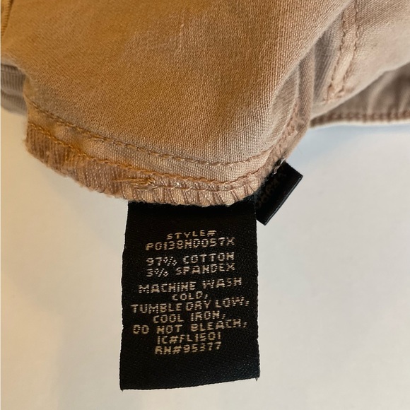 Sanctuary women’s size 27 capris. - Picture 5 of 6